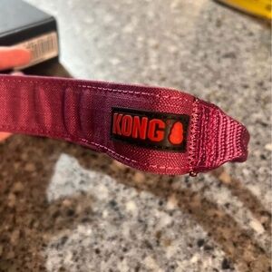 KONG Vibrant pink Pet Collar